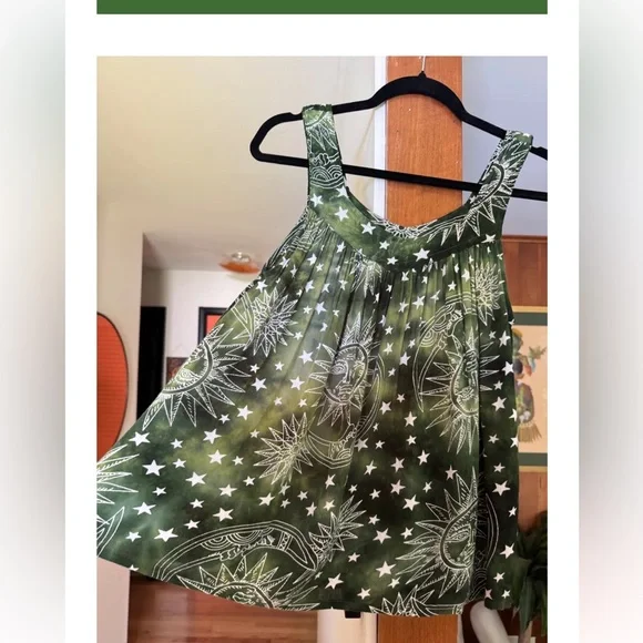 Green Sun and Moon Print Women's Top - Picture 4 of 6